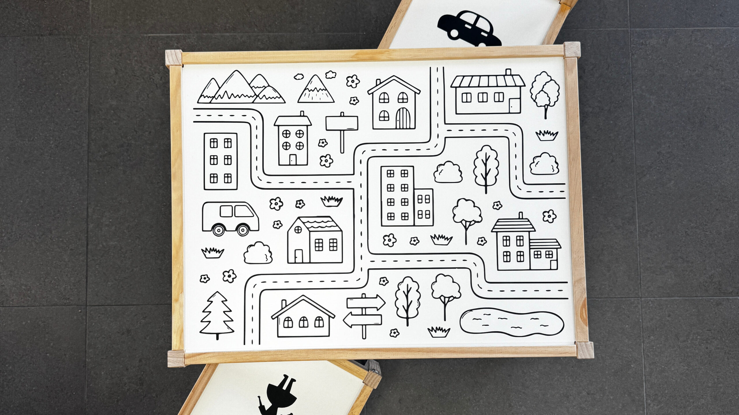 DIY hrací stůl: Proměňte starý nábytek v město pro autíčka 🚗🏙️